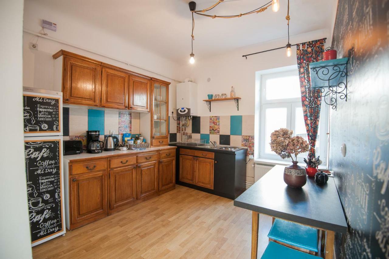 Spacious Stylish Apartment In Old Town Sibiu Exterior photo